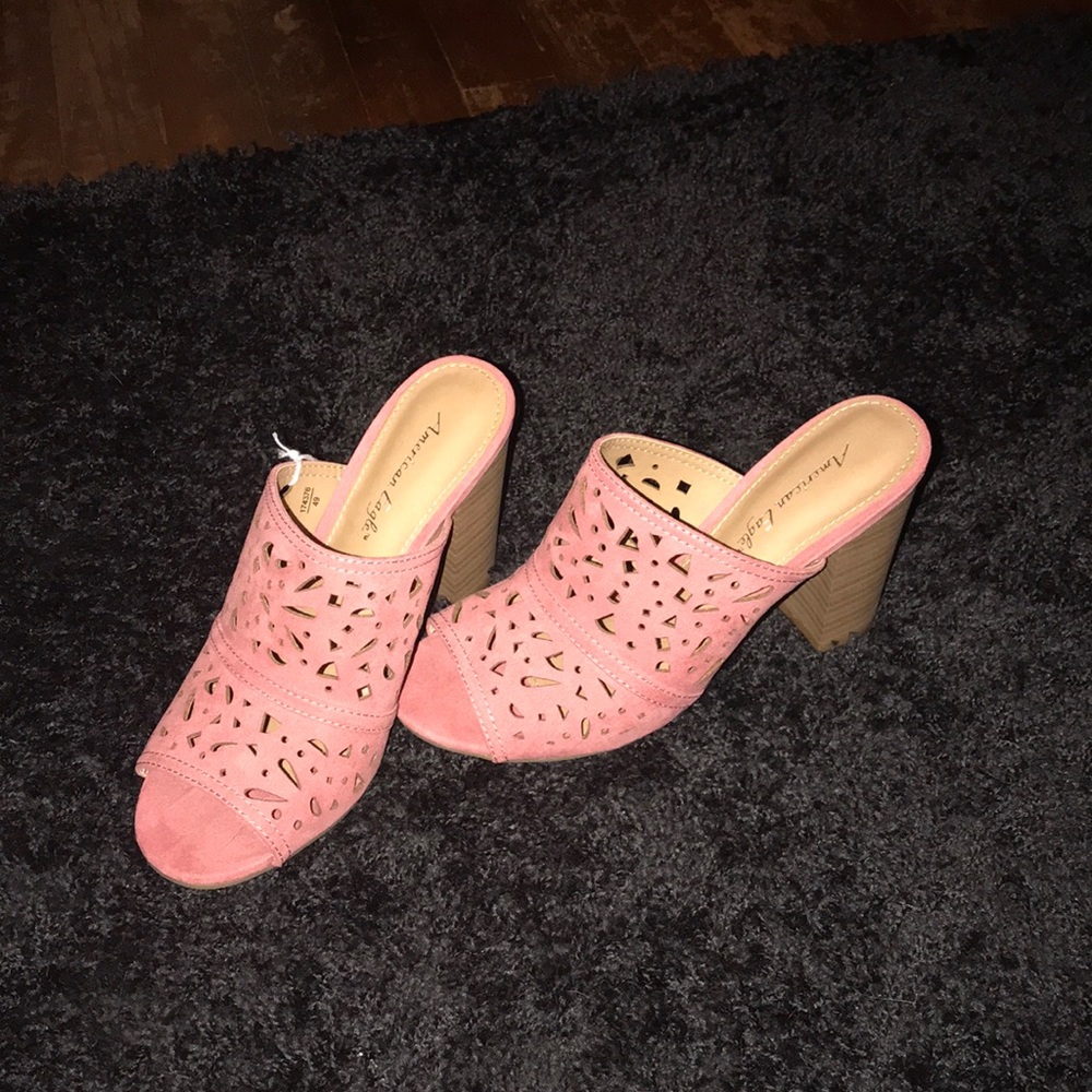 Suede Pink Sandal NWT